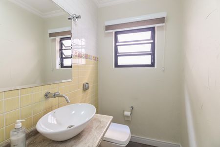 Casa à venda com 170m², 3 quartos e 2 vagas Casa à venda com 170m², 3 quartos e 2 vagasLavabo
