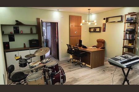 Casa à venda com 375m², 4 quartos e 3 vagasQuarto