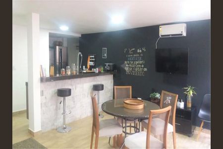 Casa à venda com 4 quartos, 206m² em Cidade Dutra, São Paulo