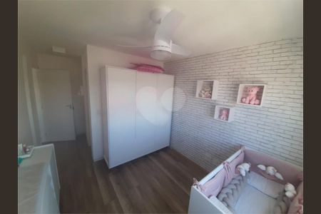 Casa à venda com 4 quartos, 206m² em Cidade Dutra, São Paulo
