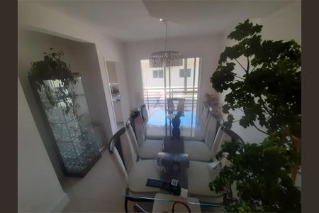Casa à venda com 4 quartos, 206m² em Cidade Dutra, São Paulo