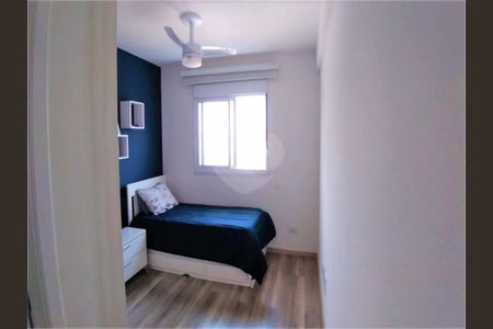 Casa à venda com 4 quartos, 206m² em Cidade Dutra, São Paulo