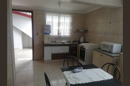 Casa à venda com 2 quartos, 100m² em Parque Alto do Rio Bonito, São Paulo