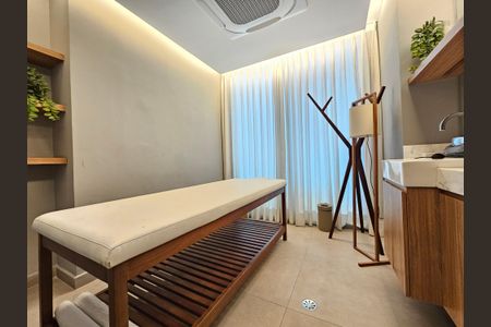 Apartamento à venda com 105m², 2 quartos e 2 vagasMassagem