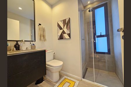 Apartamento à venda com 105m², 2 quartos e 2 vagasBanheiro da Suíte