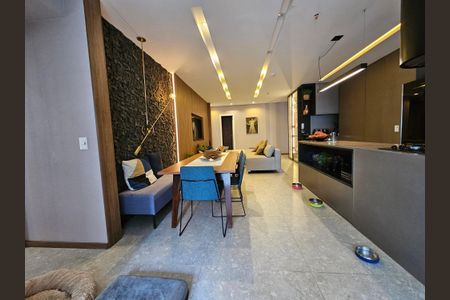 Apartamento à venda com 105m², 2 quartos e 2 vagasSala