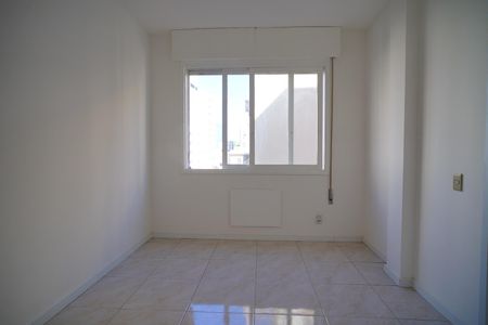 Quarto 1 de apartamento à venda com 2 quartos, 42m² em Floresta, Porto Alegre