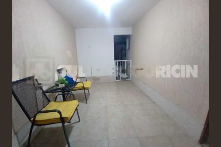 Casa à venda com 2 quartos, 134m² em Vila Valqueire, Rio de Janeiro