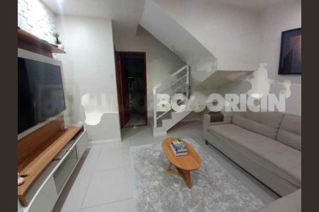 Casa à venda com 2 quartos, 134m² em Vila Valqueire, Rio de Janeiro