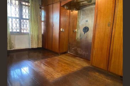 Casa à venda com 4 quartos, 319m² em Vila Valqueire, Rio de Janeiro