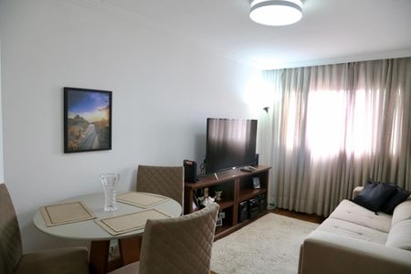 Sala de apartamento à venda com 2 quartos, 55m² em Vila Alexandria, São Paulo