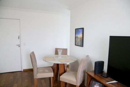 Apartamento à venda com 55m², 2 quartos e 1 vagaSala