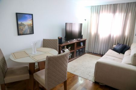 Apartamento à venda com 55m², 2 quartos e 1 vagaSala