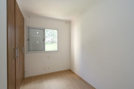 quarto 1 de apartamento para alugar com 3 quartos, 70m² em Jardim Maria Rosa, Taboão da Serra