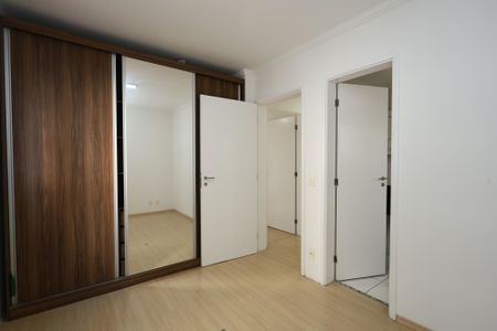 Apartamento para alugar com 70m², 3 quartos e 1 vagasuíte