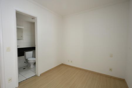 Apartamento para alugar com 70m², 3 quartos e 1 vagasuíte