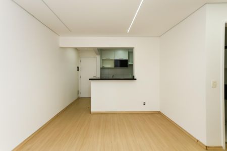 sala  de apartamento para alugar com 3 quartos, 70m² em Jardim Maria Rosa, Taboão da Serra