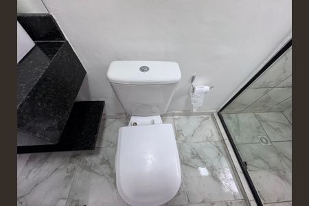 Casa para alugar com 200m², 4 quartos e 3 vagasSuíte 2 - Banheiro