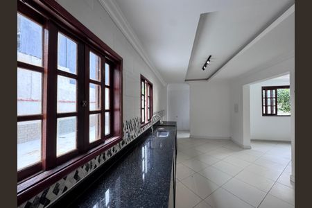 Casa para alugar com 200m², 4 quartos e 3 vagasCozinha