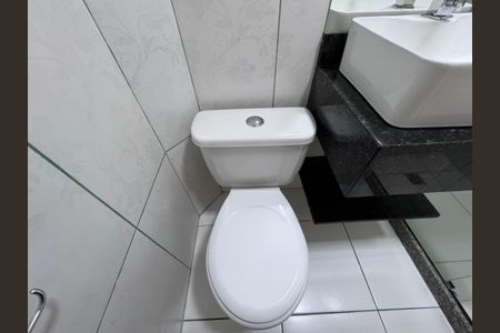 Casa para alugar com 200m², 4 quartos e 3 vagasSuíte 1 - Banheiro