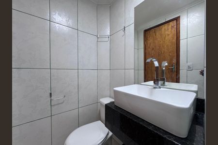 Casa para alugar com 200m², 4 quartos e 3 vagasSuíte 1 - Banheiro