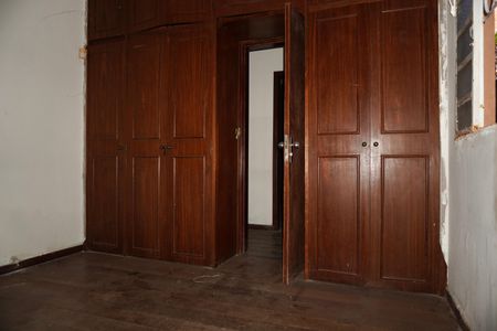 Casa à venda com 250m², 6 quartos e 5 vagasQuarto (Barracão)