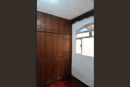 Casa à venda com 250m², 6 quartos e 5 vagasQuarto 2 (Casa)