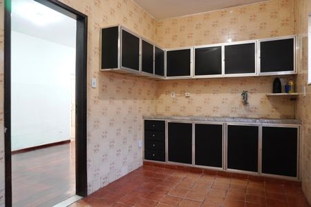 Casa à venda com 250m², 6 quartos e 5 vagasCozinha (Casa)