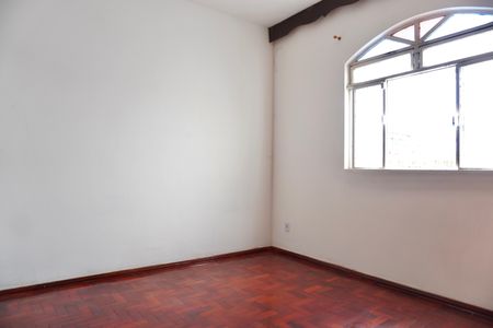 Casa à venda com 250m², 6 quartos e 5 vagasSuíte 1 (Casa)