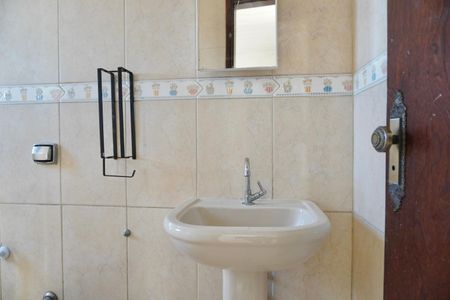Casa à venda com 250m², 6 quartos e 5 vagasSuíte - Banheiro (Apartamento)