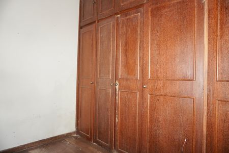 Casa à venda com 250m², 6 quartos e 5 vagasSuíte (Barracão)
