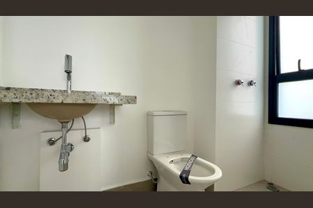 Apartamento à venda com 67m², 2 quartos e 1 vagaBanheiro da Suíte