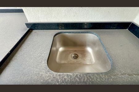 Apartamento à venda com 67m², 2 quartos e 1 vagaÁrea de Serviço