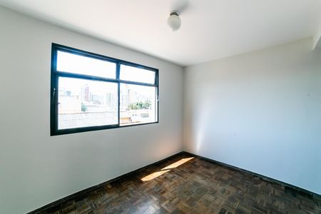 Sala de apartamento à venda com 3 quartos, 70m² em Floresta, Belo Horizonte
