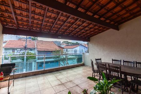 Casa à venda com 206m², 4 quartos e 2 vagasvaranda
