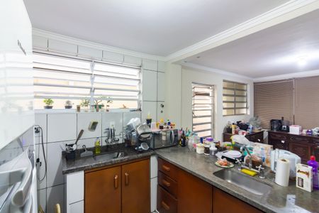 Casa à venda com 206m², 4 quartos e 2 vagasCozinha 