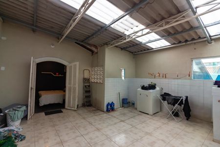 Casa à venda com 206m², 4 quartos e 2 vagasÁrea de Serviço 