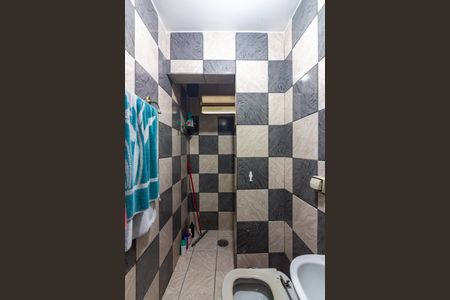 Casa à venda com 206m², 4 quartos e 2 vagasBanheiro 1