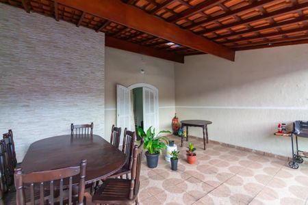 varanda de casa à venda com 4 quartos, 206m² em Conj Res Morro Farol, Osasco