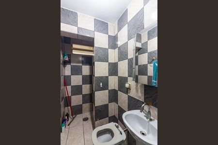 Casa à venda com 206m², 4 quartos e 2 vagasBanheiro 1