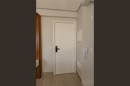 Apartamento para alugar com 45m², 1 quarto e 1 vaga Apartamento para alugar com 45m², 1 quarto e 1 vagaPorta de entrada
