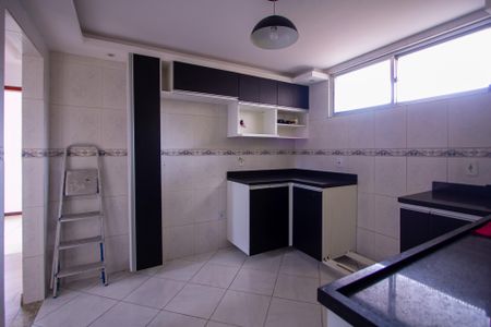 Apartamento para alugar com 67m², 2 quartos e 1 vaga Apartamento para alugar com 67m², 2 quartos e 1 vagaCozinha