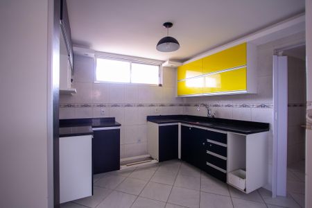 Apartamento para alugar com 67m², 2 quartos e 1 vaga Apartamento para alugar com 67m², 2 quartos e 1 vagaCozinha