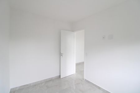 Quarto 1 de apartamento para alugar com 2 quartos, 43m² em Vila Isa, São Paulo
