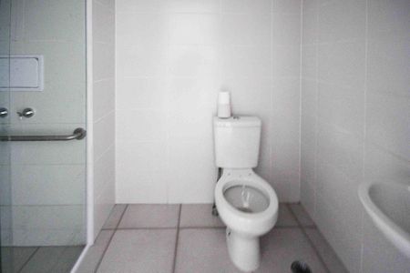 Apartamento para alugar com 28m², 1 quarto e sem vaga Apartamento para alugar com 28m², 1 quarto e sem vagaBanheiro social