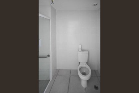 Apartamento para alugar com 28m², 1 quarto e sem vaga Apartamento para alugar com 28m², 1 quarto e sem vagaBanheiro social