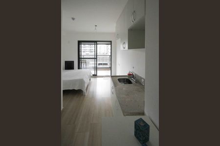 Apartamento para alugar com 28m², 1 quarto e sem vaga Apartamento para alugar com 28m², 1 quarto e sem vagaStudio