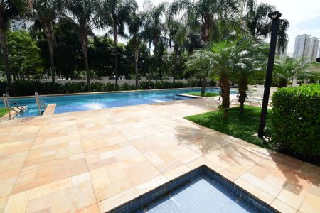 Apartamento para alugar com 188m², 3 quartos e 3 vagasÁrea comum - Piscina