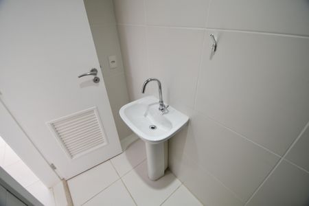 Apartamento para alugar com 188m², 3 quartos e 3 vagasBanheiro de serviço