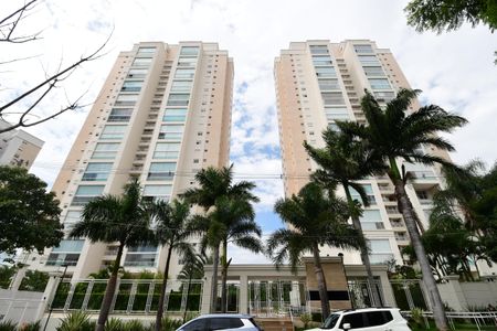 Apartamento para alugar com 188m², 3 quartos e 3 vagasFachado do condomínio